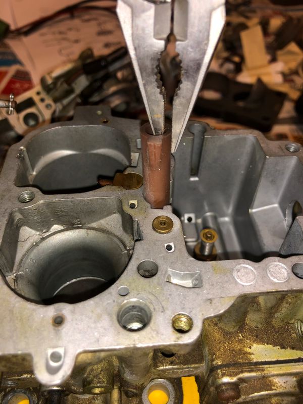  Toyota 22r Aisan carburetor metering needle guide removal