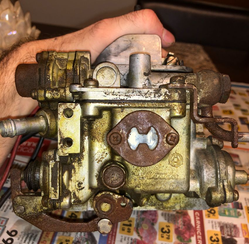 Front side of Toyota 22r Aisan carburetor
